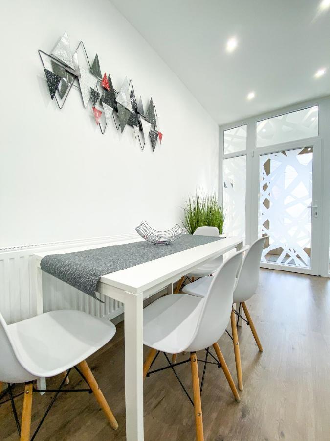 Foter Apartman Ii. 빌라니 외부 사진