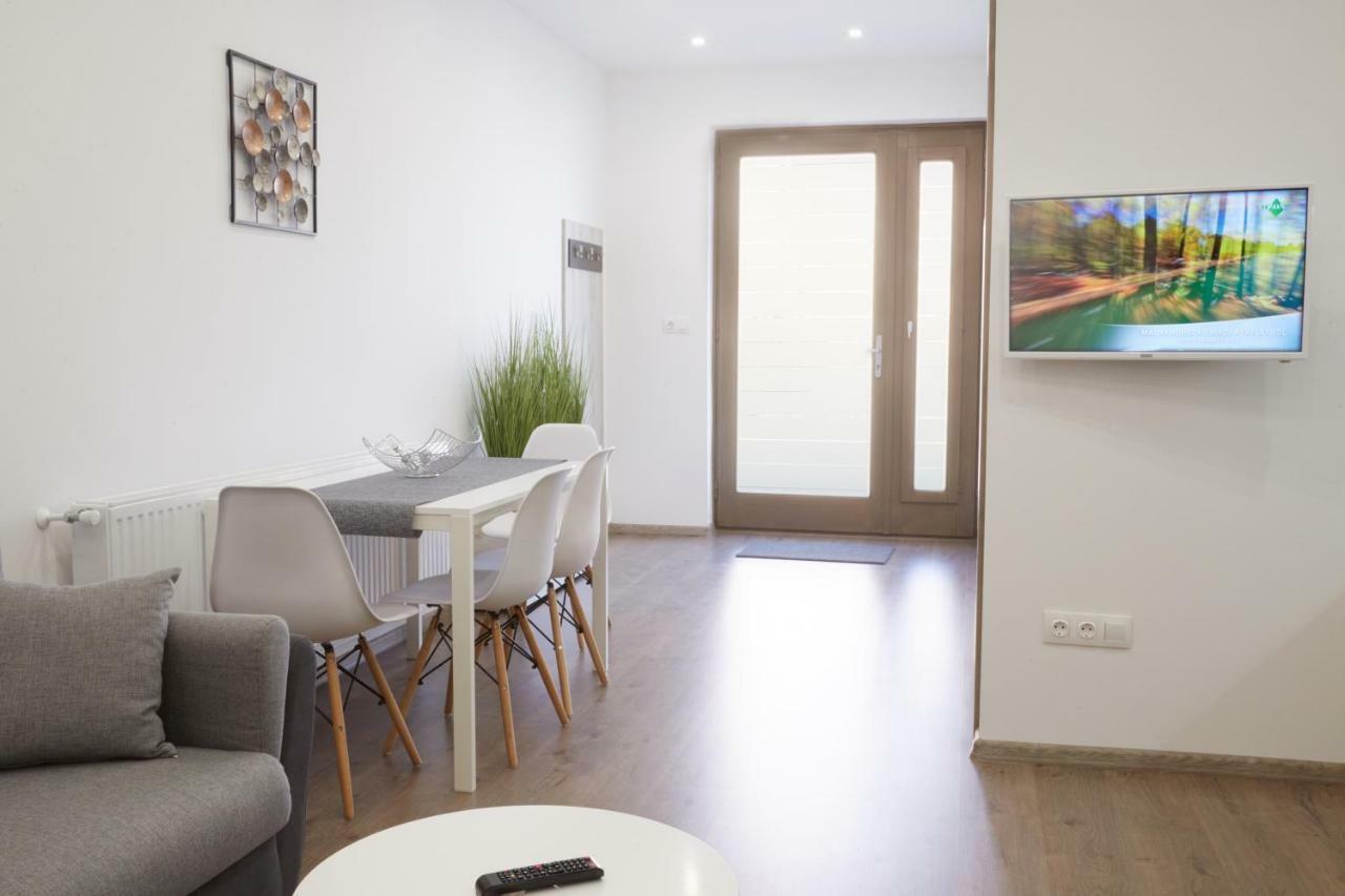 Foter Apartman Ii. 빌라니 외부 사진